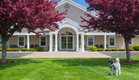 Charming senior living community in North Mankato, MN, featuring beautiful landscaping, welcoming architecture, and pet-friendly environment.