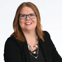 Senior living community Vista Prairie at Garnette Gardens in Redwood Falls, MN, offering assisted living and memory care services.