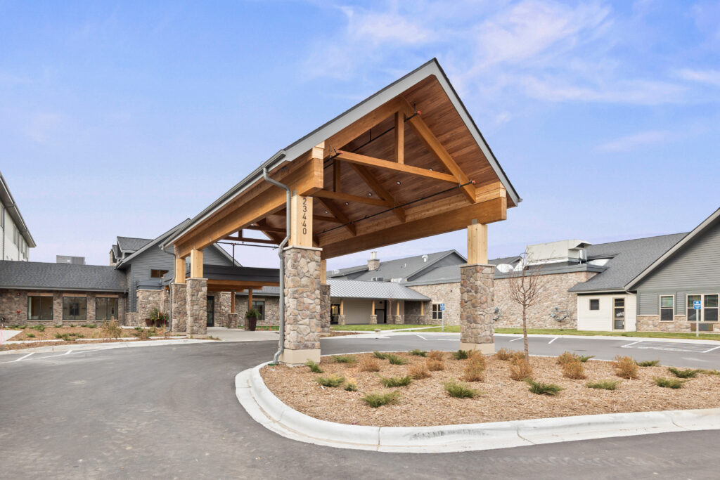 photo of entrance to Vista Prairie at Eagle Pointe