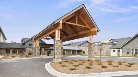 photo of entrance to Vista Prairie at Eagle Pointe